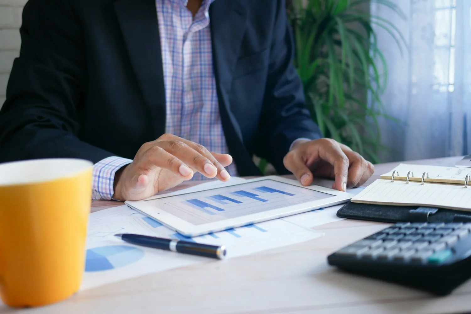 Building Internal and External Reporting Packages: A Founder's Guide